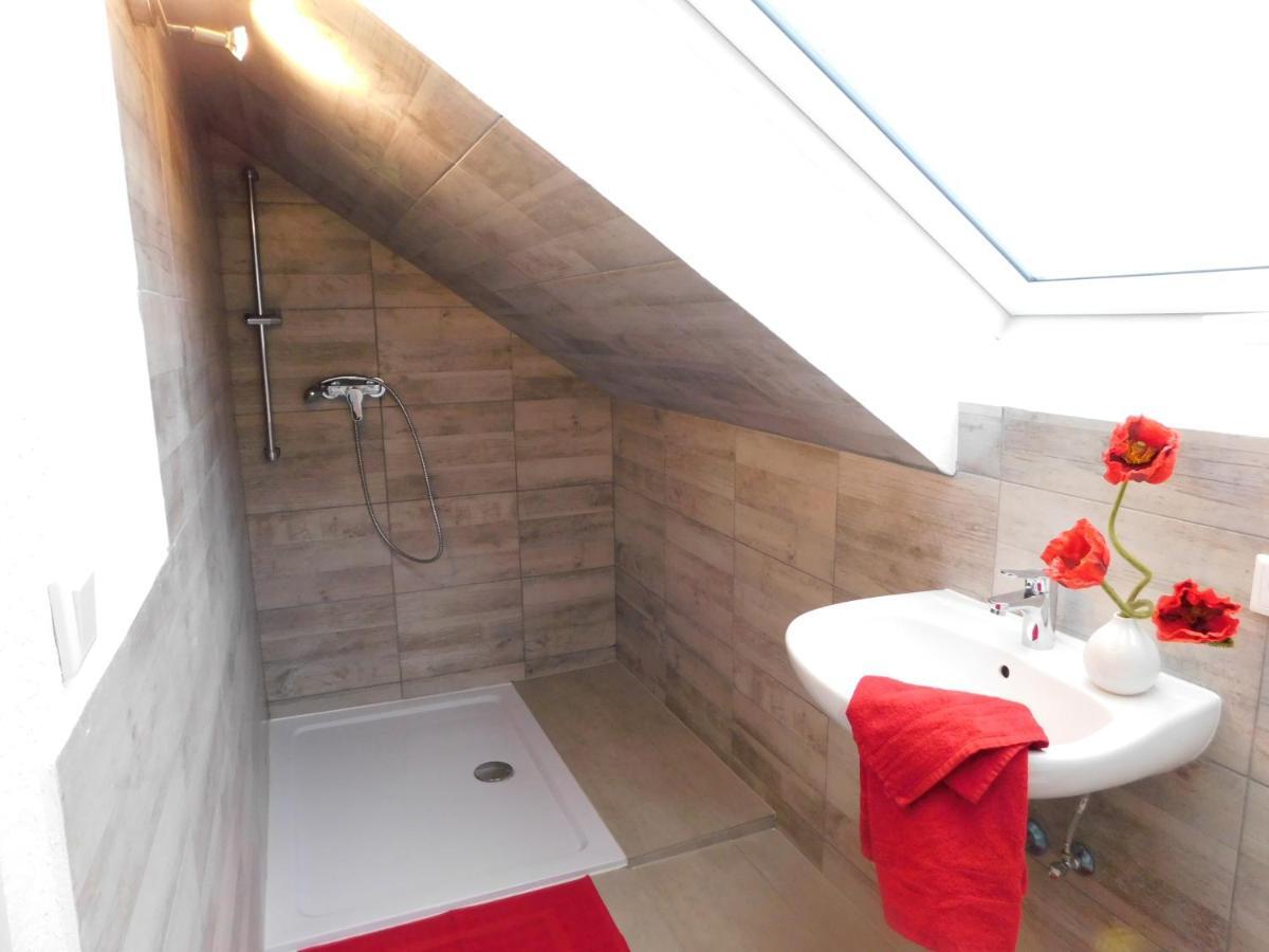 ヴィンターベルク Ferienhaus Astenblick - Ideal Fuer Weihnachtsfeiern Und Familienfeiern Bietet Schlafplaetze Fuer Bis Zu 35 Personenヴィラ エクステリア 写真